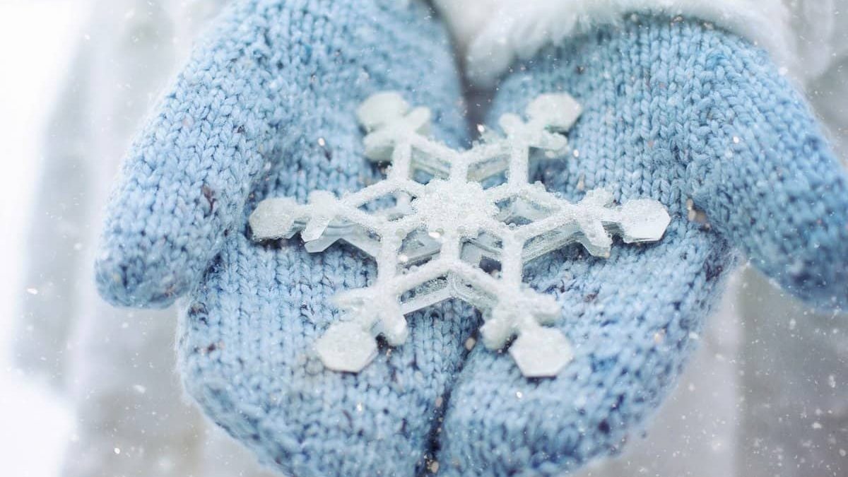 7 Easy-To-Follow Health Tips To Survive The Cold Weather