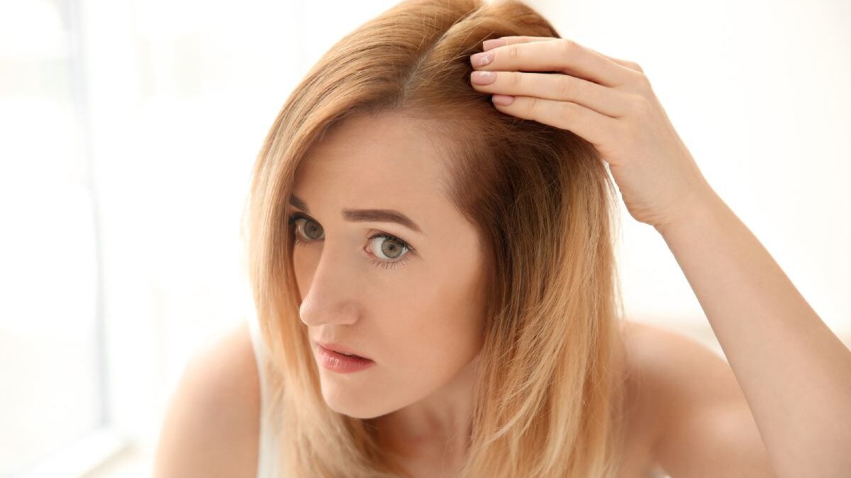 Hair Thinning: 7 Tips on Choosing Regrowth Products