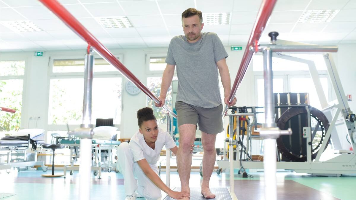 7 Signs You Need A Physical Therapist