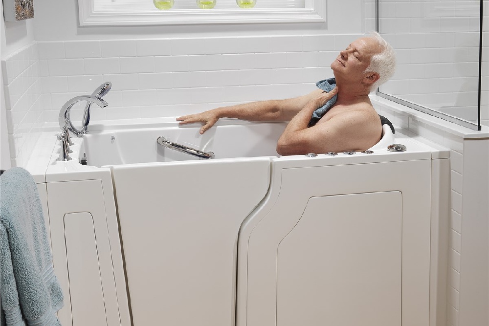 The Ultimate Bath Solution: Walk-In Tubs for Elderly Safety