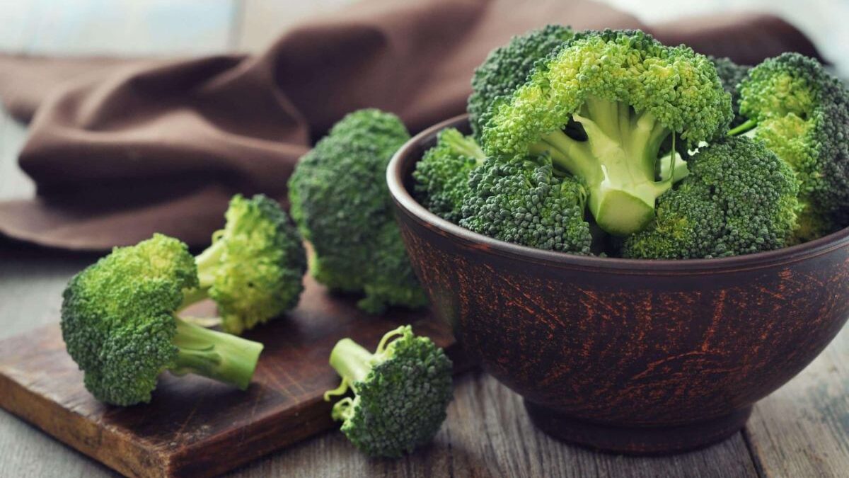The Broccoli-Diabetes Connection: Recipes and Meal Plans for Balanced Eating