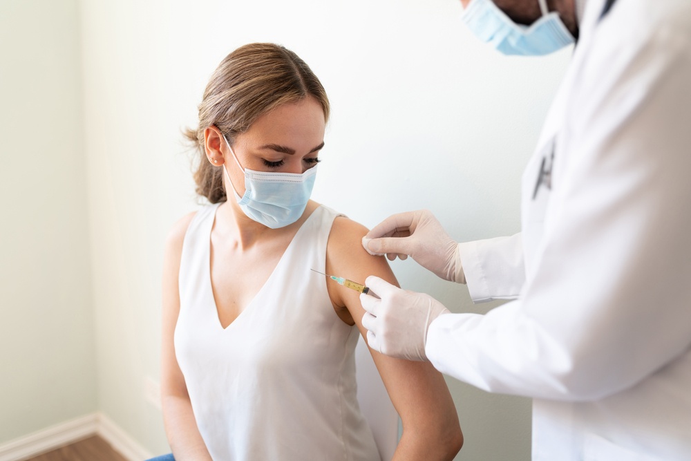 Why Choose Mobile Medical Coaches for Vaccination Programs